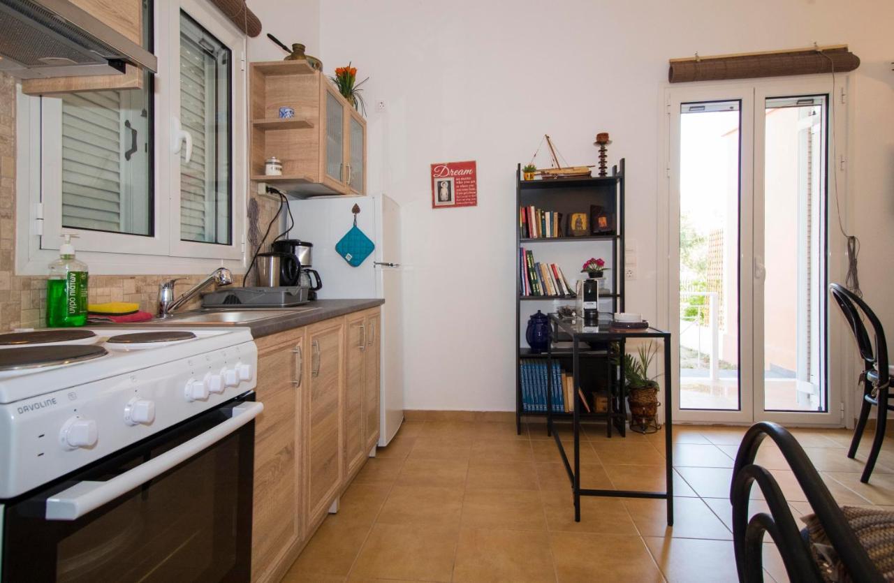 Laconian Collection Mavrovouni Beach House Gythio Exterior photo