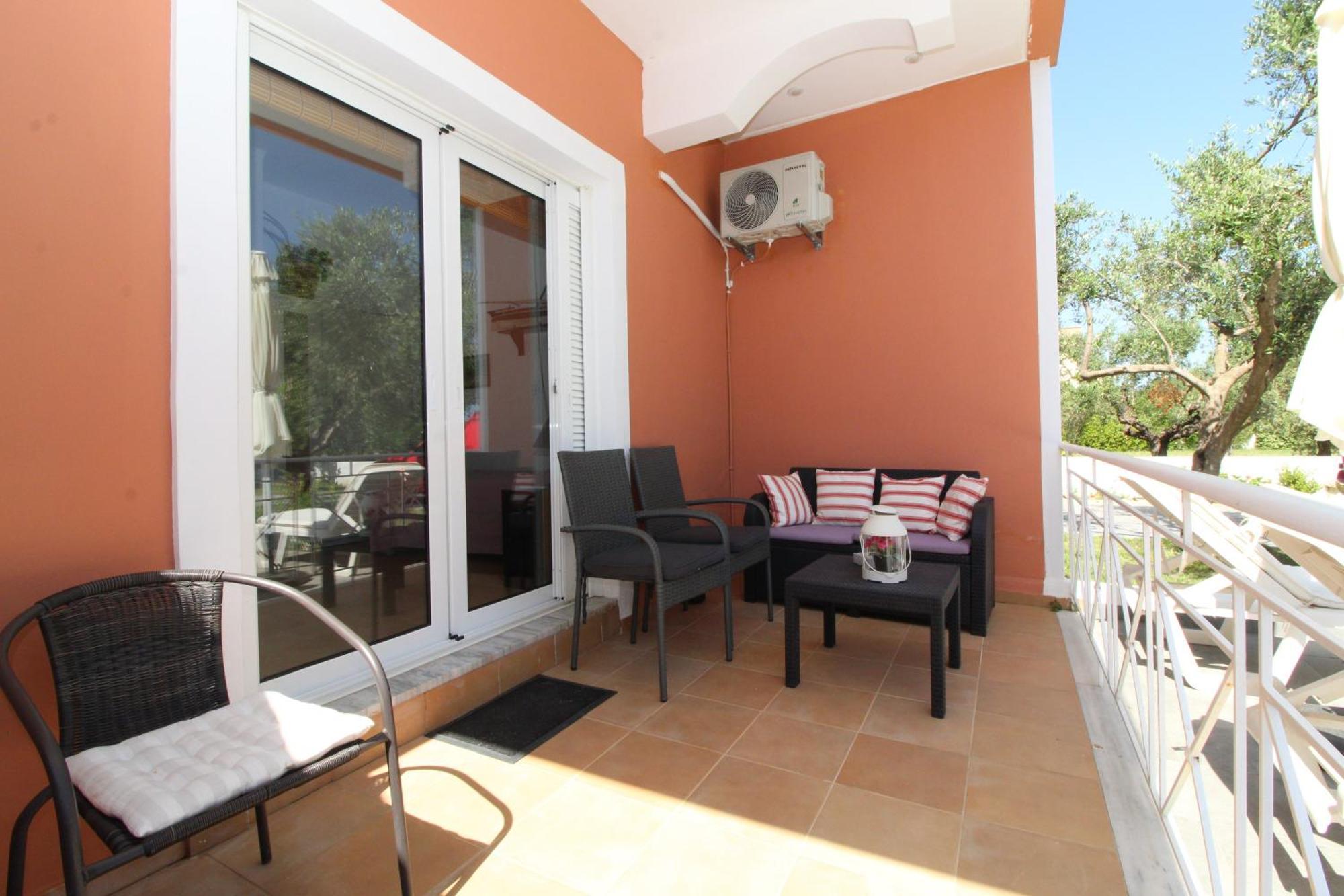Laconian Collection Mavrovouni Beach House Gythio Exterior photo