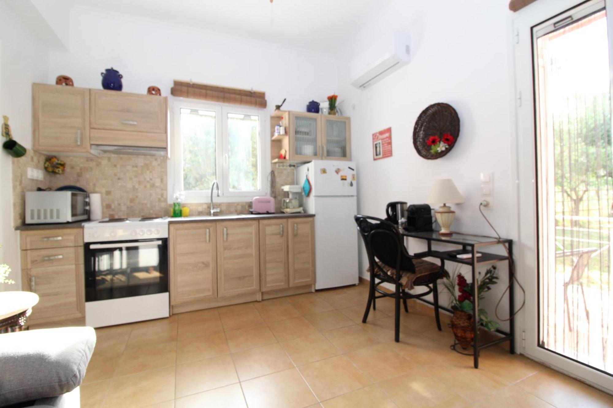 Laconian Collection Mavrovouni Beach House Gythio Exterior photo