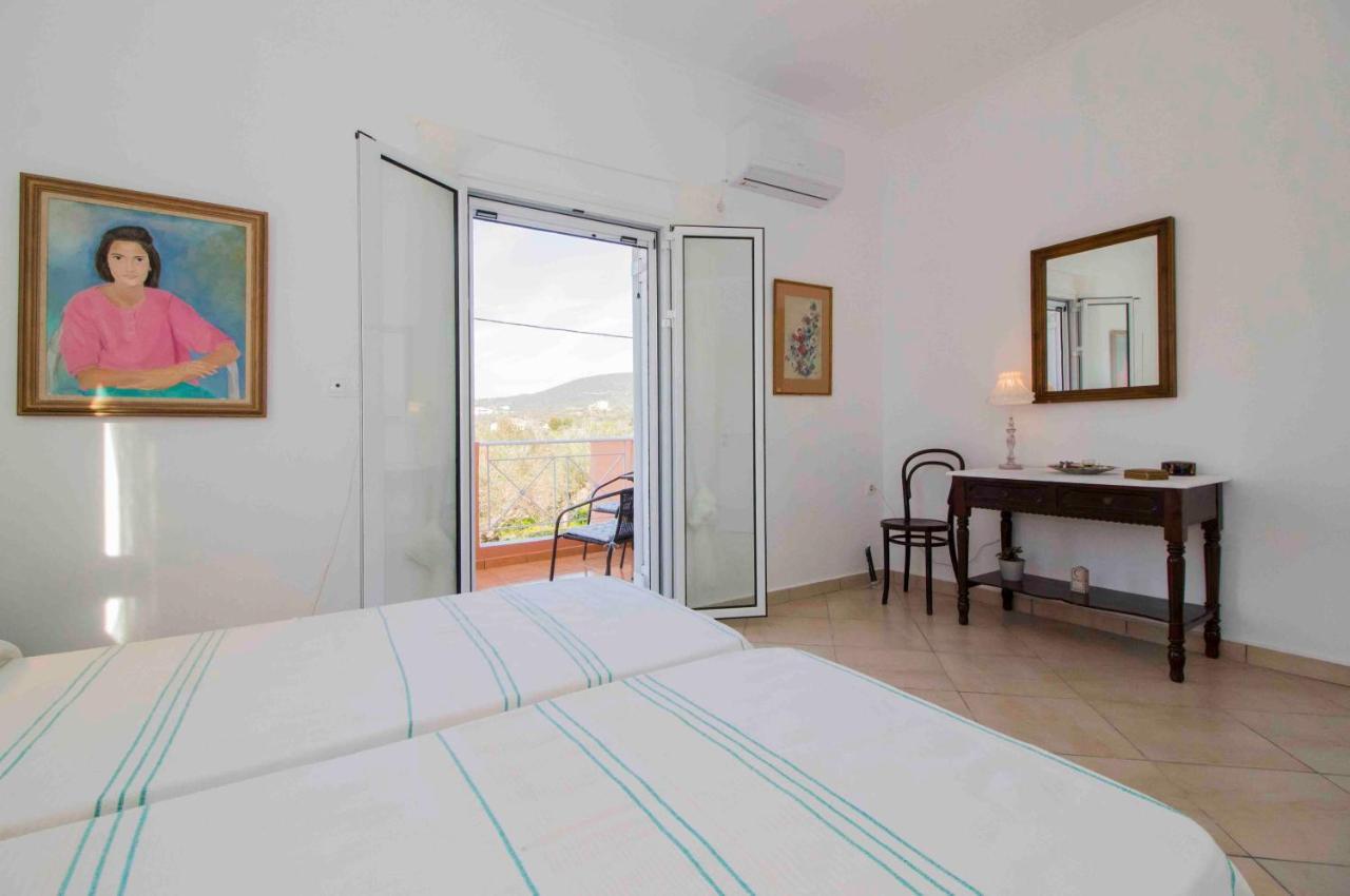 Laconian Collection Mavrovouni Beach House Gythio Exterior photo