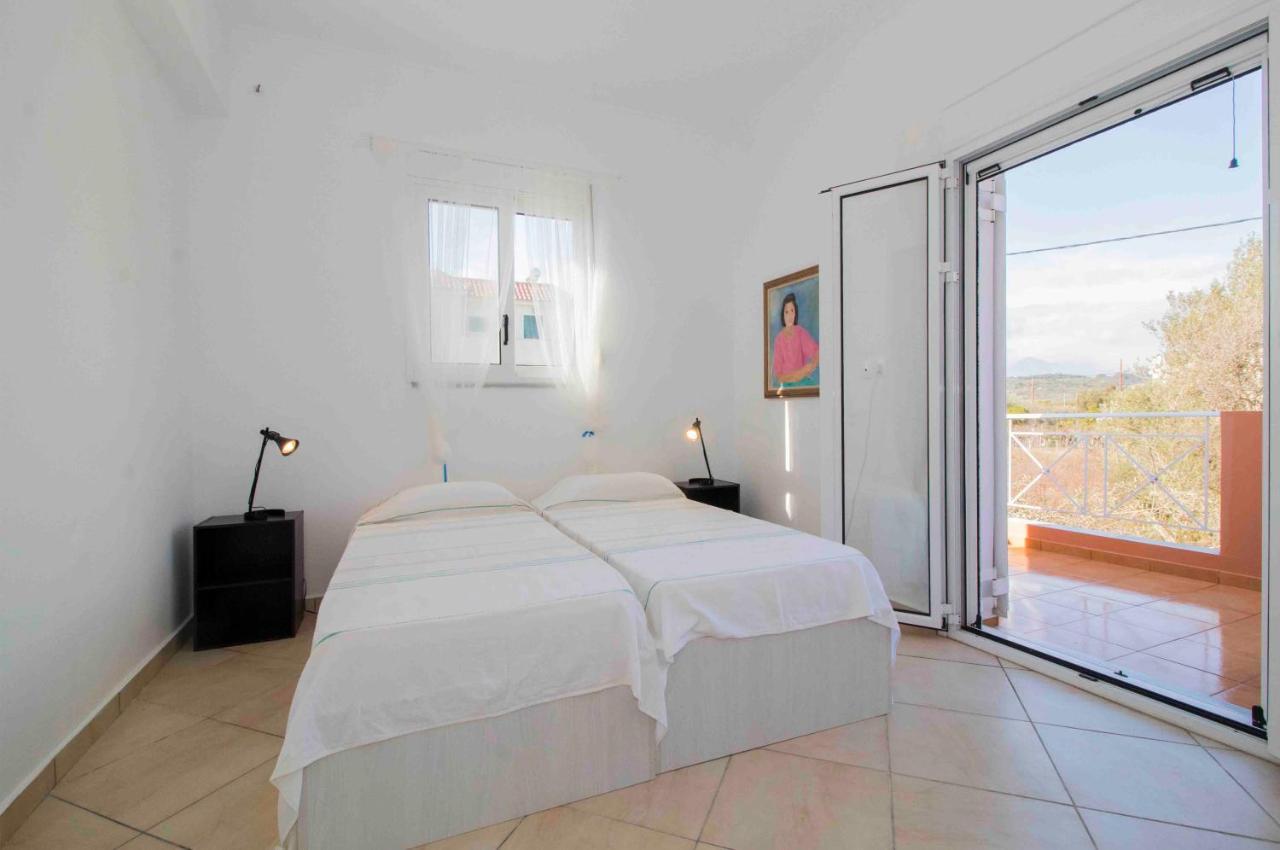 Laconian Collection Mavrovouni Beach House Gythio Exterior photo